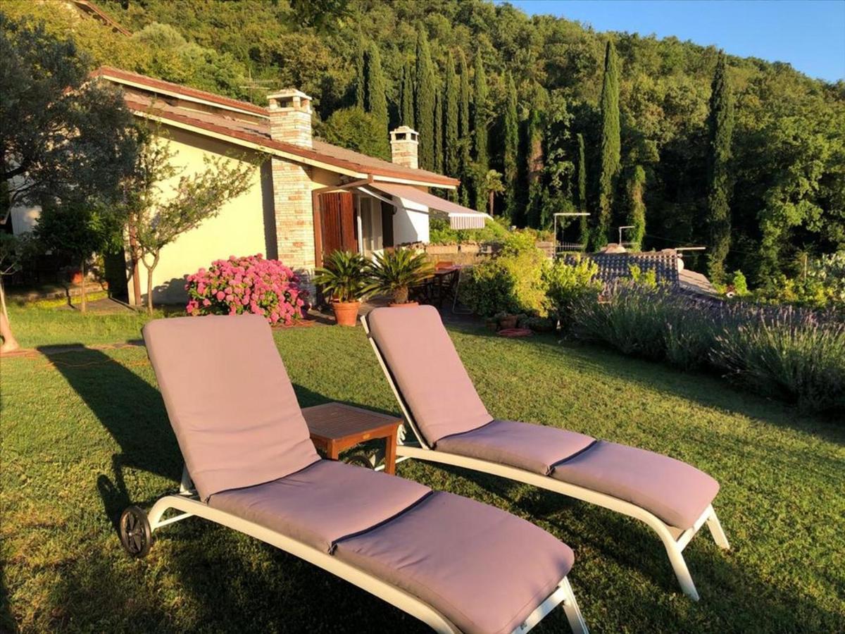Casa Vacanze Mazurine10 Torri Del Benaco Exterior foto