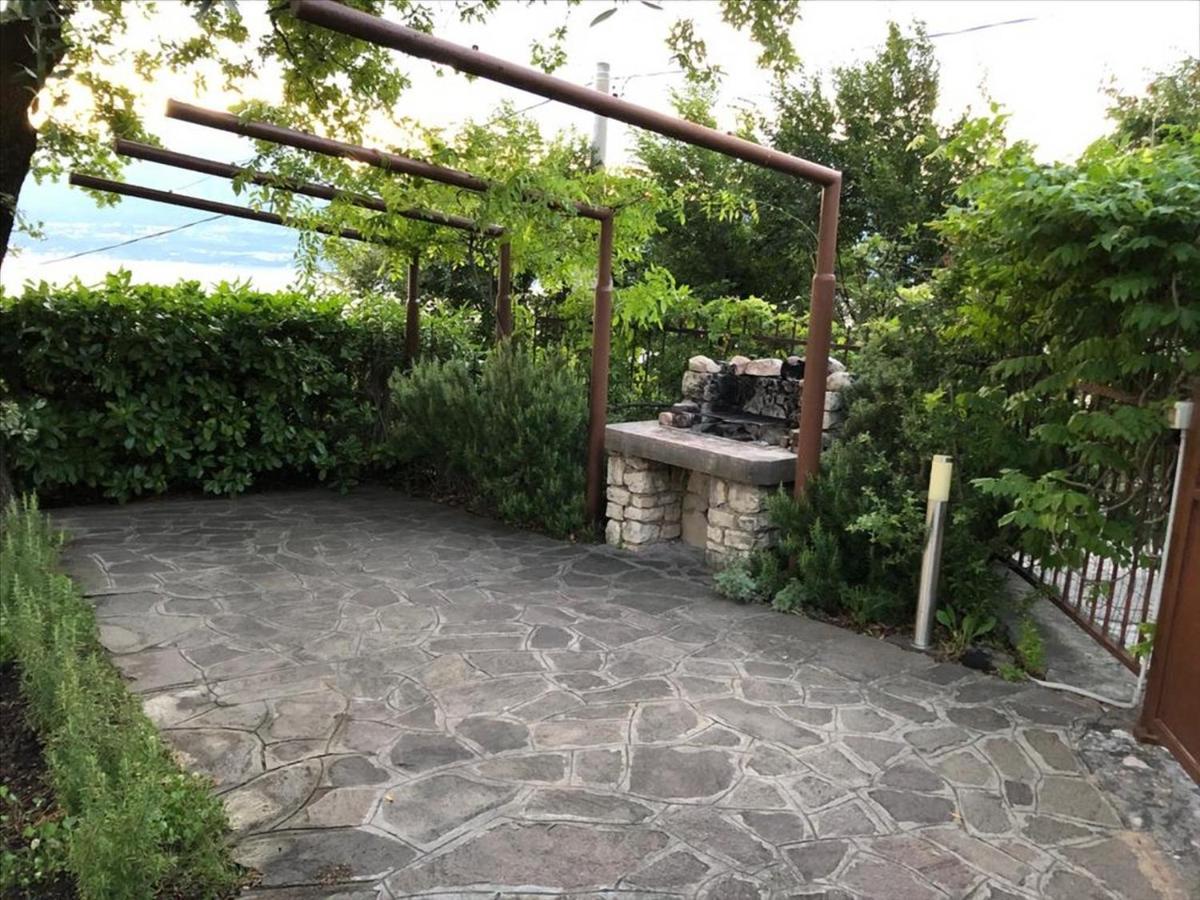 Casa Vacanze Mazurine10 Torri Del Benaco Exterior foto