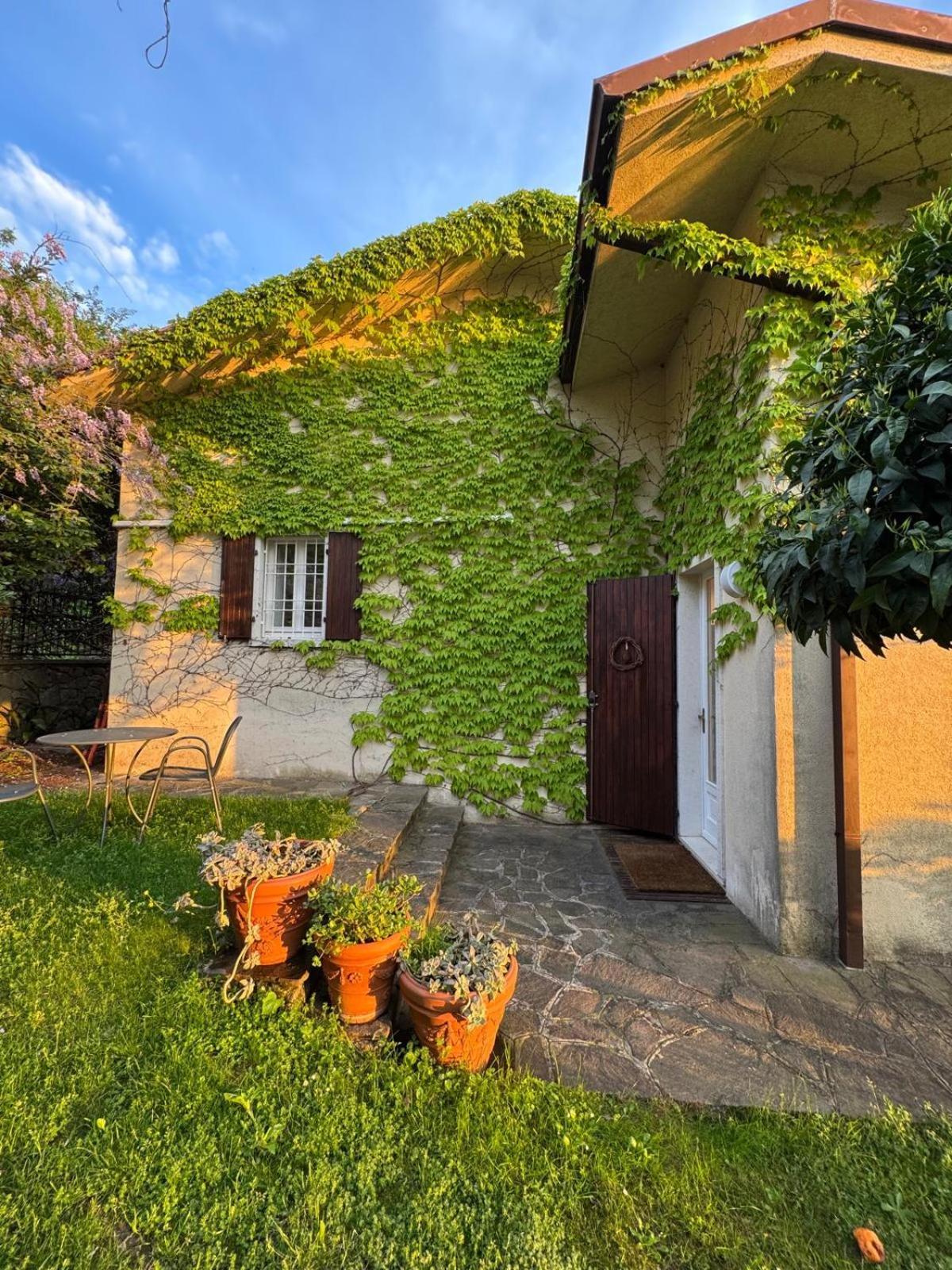 Casa Vacanze Mazurine10 Torri Del Benaco Exterior foto